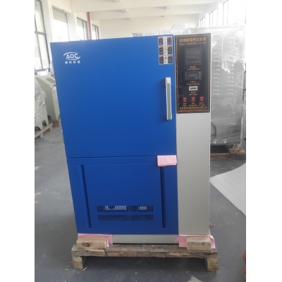 玻璃紫外光耐輻照試驗箱